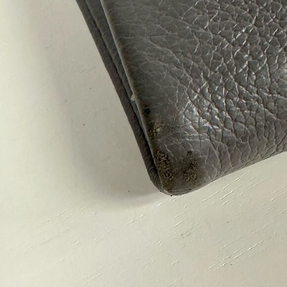 Fossil Gray Leather Medium Size Wallet - Picture 5 of 6